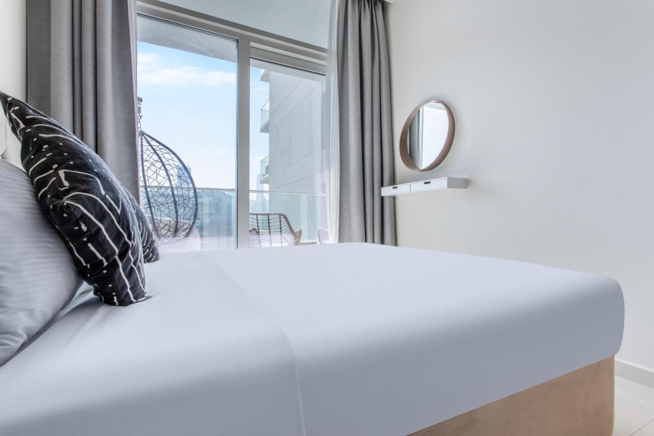 Reva Residences - One Bedroom Apartment By The S Holiday Homes Dubai Exteriör bild